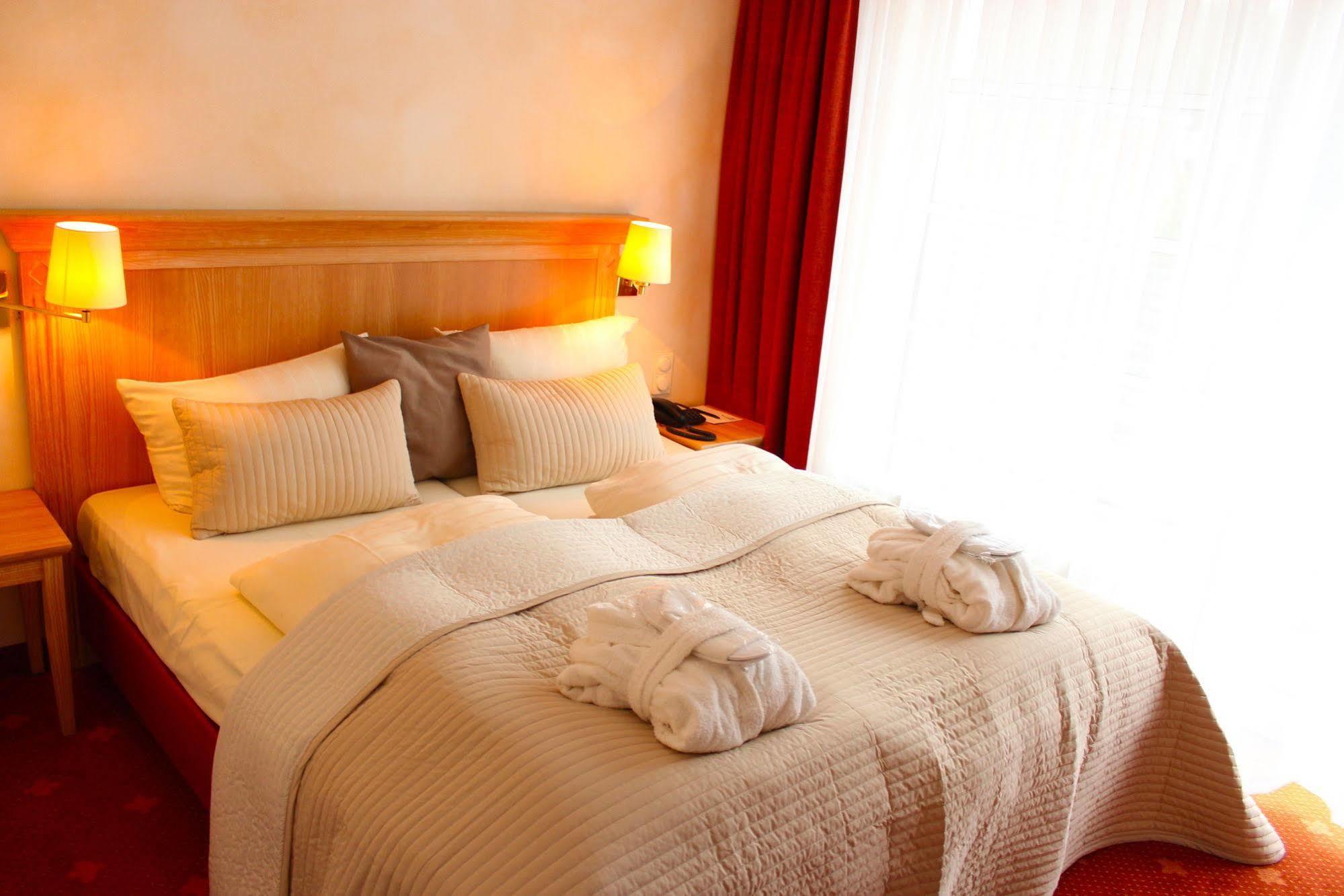 Hotel Villa Gropius Timmendorfer Strand Extérieur photo